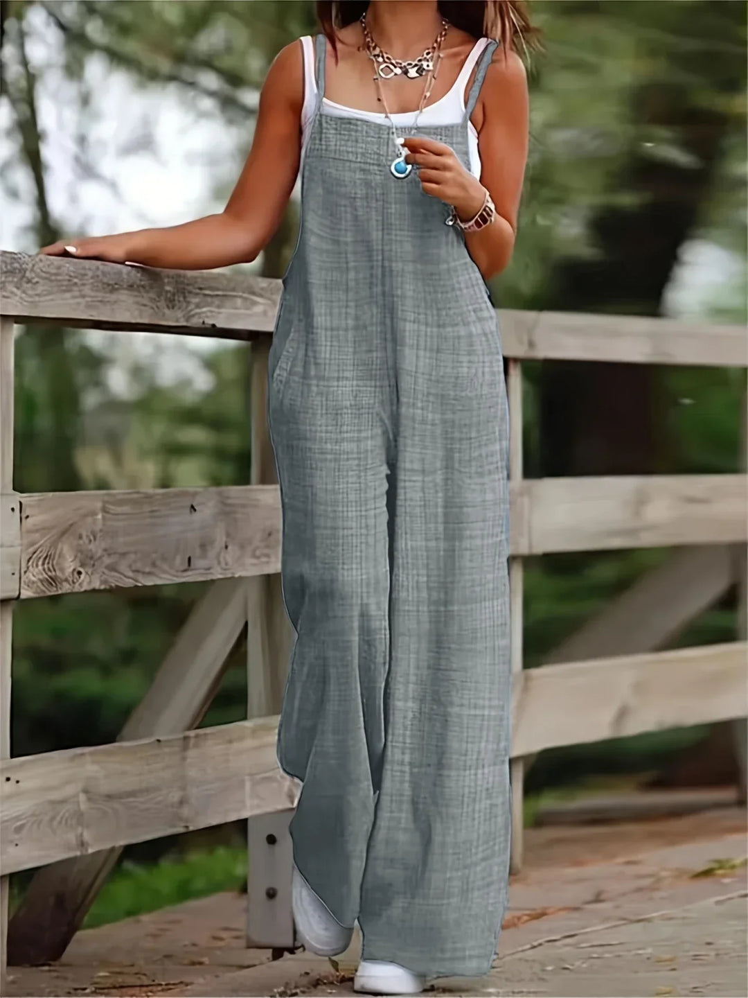 Annia – Lässiger Overall mit weitem Bein und Taschen